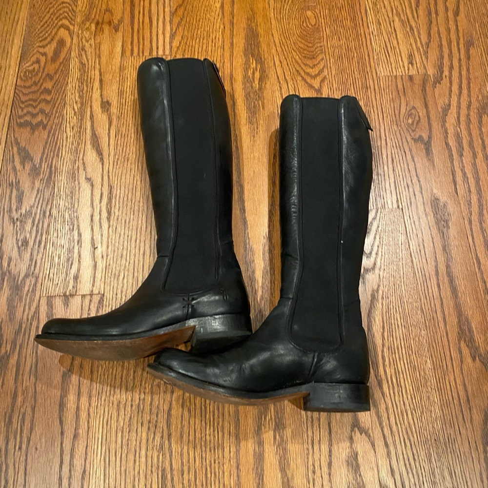 Frye leather tall boots in size 7M